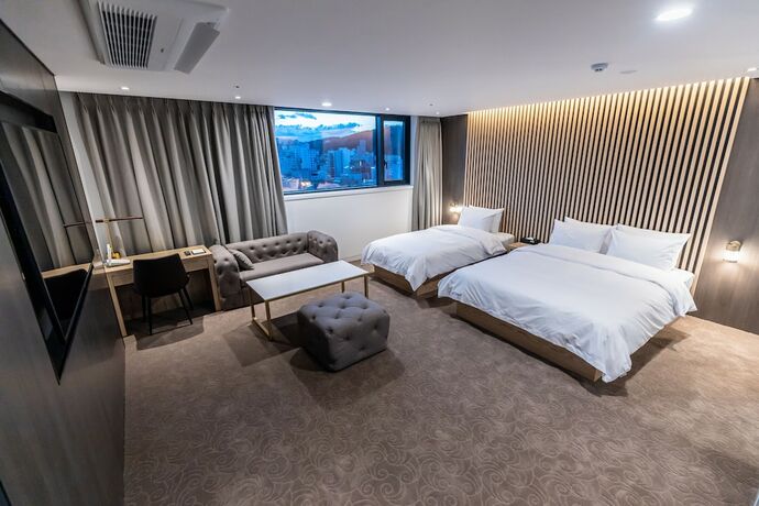Imagen de la habitación del Hotel Ashton. Foto 12