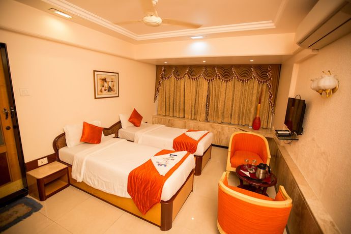 Imagen de la habitación del Hotel Ashwin. Foto 15