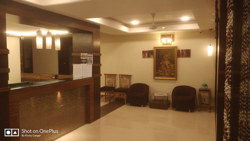 Imagen de los interiores del Hotel Ashwin Igatpuri, Pure Veg and Jain Food. Foto 17