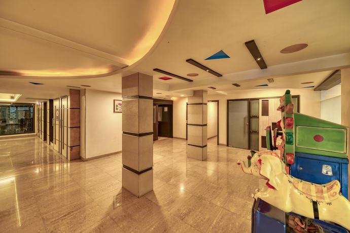 Imagen de los interiores del Hotel Ashwin Igatpuri, Pure Veg and Jain Food. Foto 20