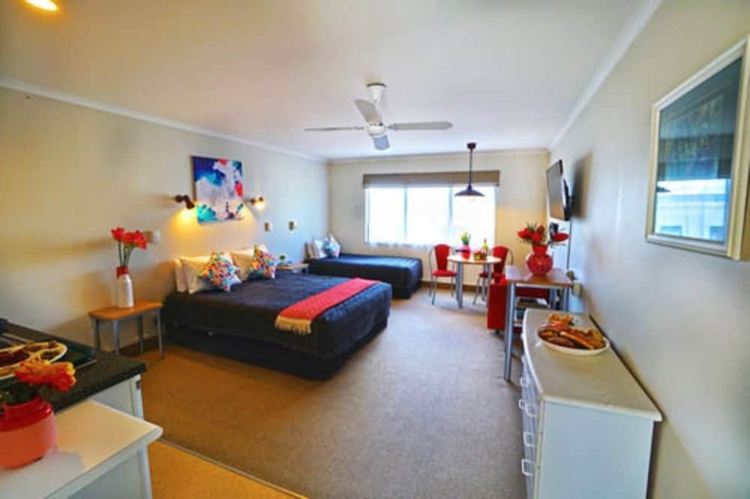 Imagen de la habitación del Hotel Ashwood Manor Motor Lodge. Foto 16