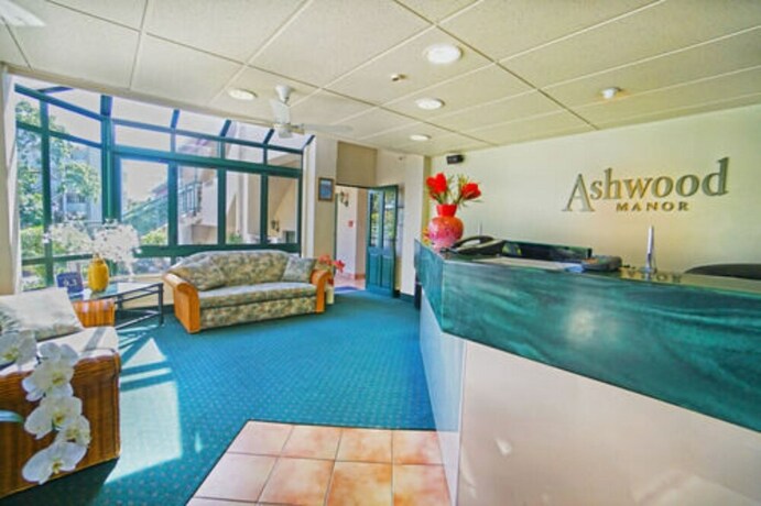 Imagen de los interiores del Hotel Ashwood Manor Motor Lodge. Foto 21