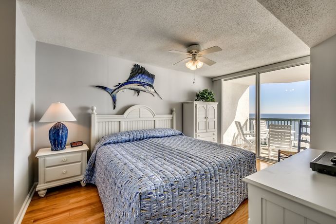 Imagen de la habitación del Hotel Ashworth by Condo-World. Foto 13