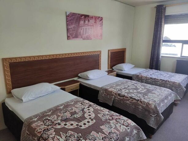 Imagen de la habitación del Hotel Asia. Foto 21