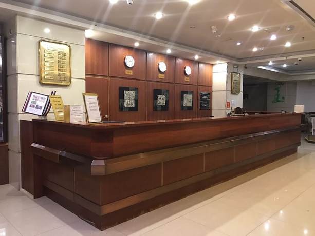 Imagen de los interiores del Hotel Asia. Foto 20