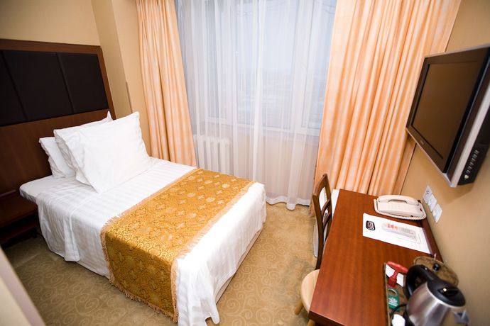 Imagen de la habitación del Hotel Asia. Foto 13