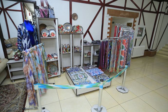 Imagen de los interiores del Hotel Asia Fergana. Foto 19