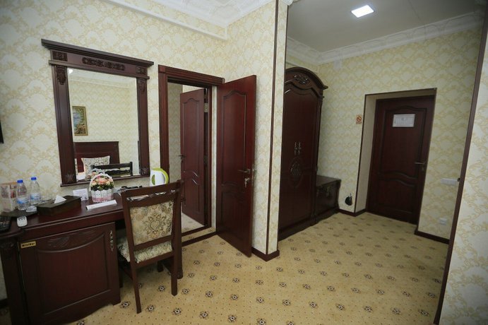 Imagen de la habitación del Hotel Asia Fergana. Foto 15