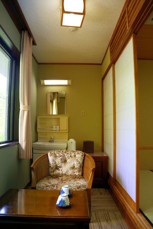 Imagen de la habitación del Hotel Asia Fujisan. Foto 13