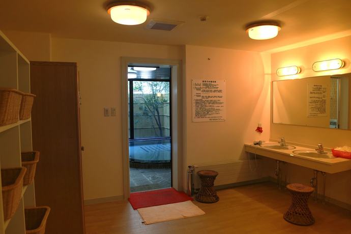 Imagen de los interiores del Hotel Asia Fujisan. Foto 18