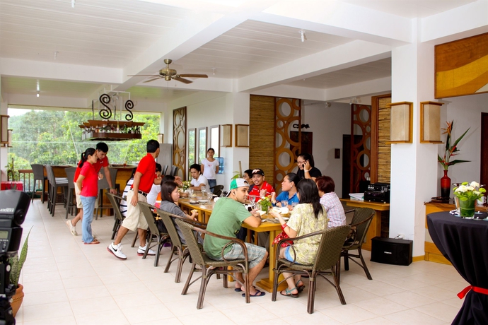 Imagen del bar/restaurante del Hotel Asia Grand View. Foto 3