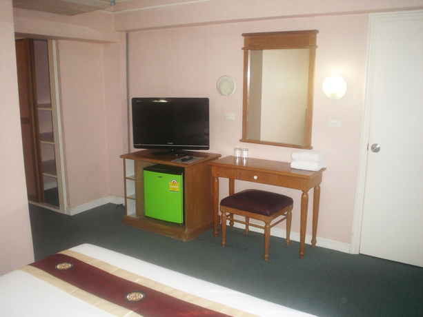 Imagen de la habitación del Hotel Asia Inn Bangkok. Foto 3