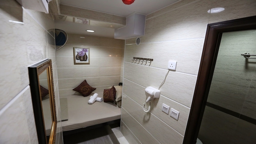 Imagen de la habitación del Hotel Asia Inn. Foto 3