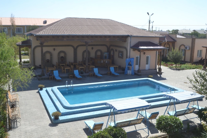 Imagen de la piscina del Hotel Asia Khiva. Foto 16