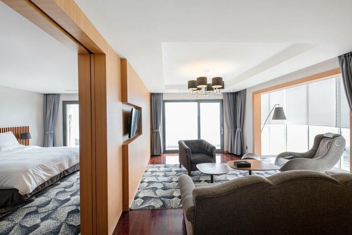 Imagen general del Hotel Asia Lakeside. Foto 10