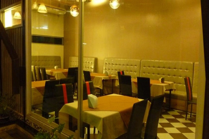 Imagen del bar/restaurante del Hotel Asia Lampang. Foto 4