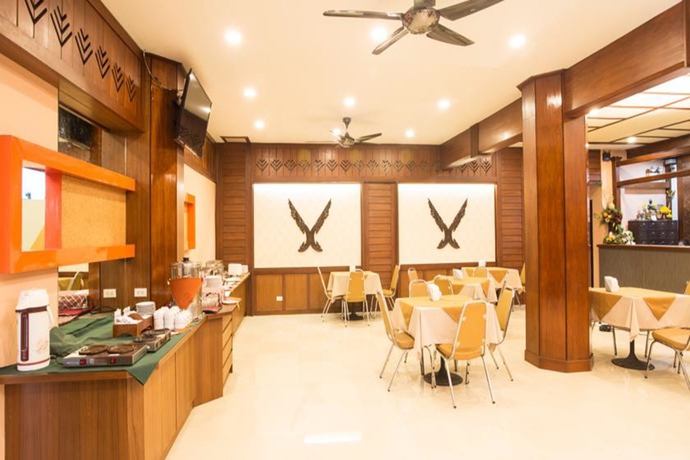 Imagen del bar/restaurante del Hotel Asia Lampang. Foto 5