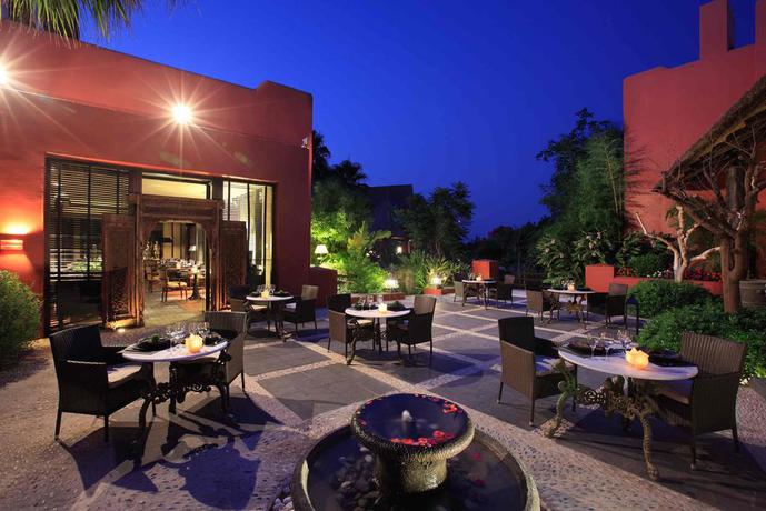 Imagen de los exteriores del Hotel Asia gardens Hotel & Thai Spa. Foto 7