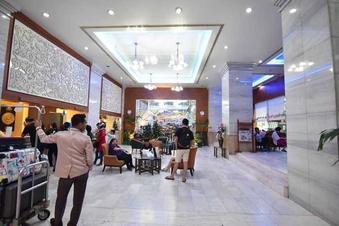 Imagen de los interiores del Hotel Asian Hatyai. Foto 18