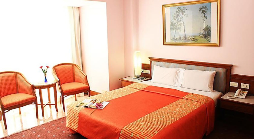 Imagen de la habitación del Hotel Asian Hatyai. Foto 5