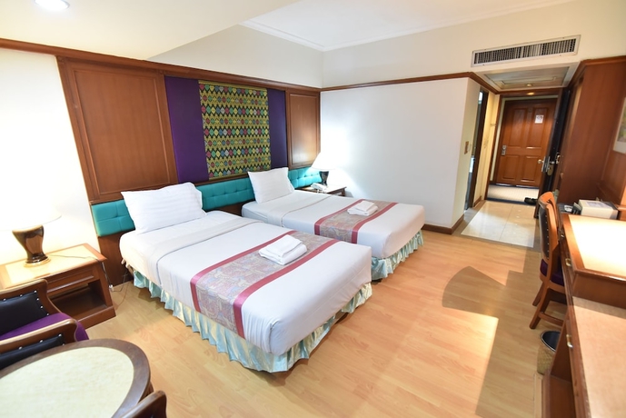 Imagen de la habitación del Hotel Asian Hatyai. Foto 15