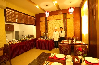 Imagen del bar/restaurante del Hotel Asian Legend. Foto 5