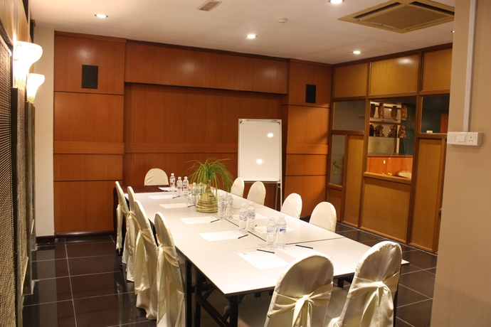Imagen de los interiores del Hotel Asiana. Foto 12