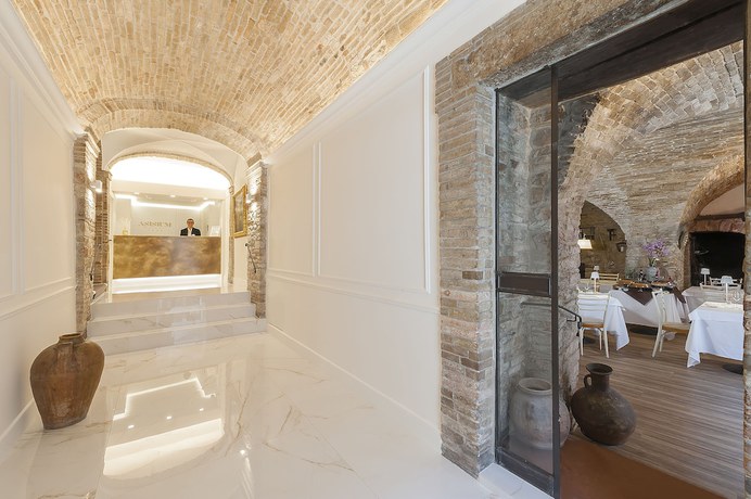 Imagen de los interiores del Hotel Asisium Boutique. Foto 19