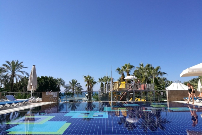 Imagen general del Hotel Aska Buket Resort and Spa Hotel. Foto 10