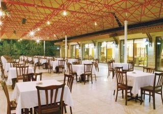 Imagen del bar/restaurante del Hotel Aska Costa Holiday Club. Foto 5