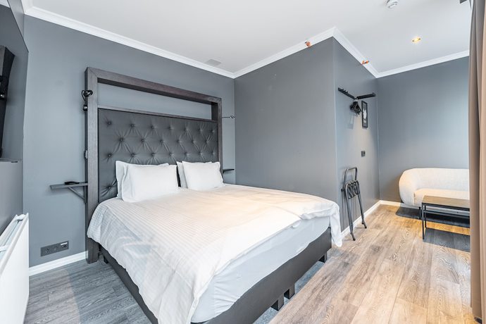 Imagen de la habitación del Hotel Aska. Foto 9