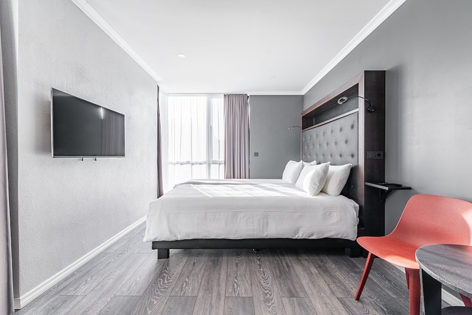 Imagen de la habitación del Hotel Aska. Foto 16