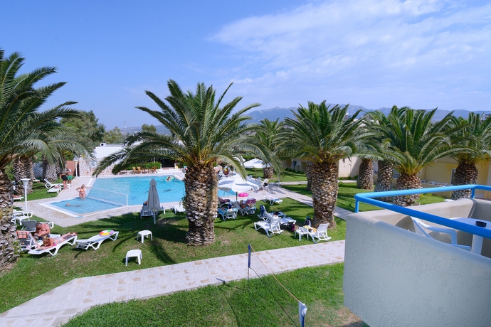 Imagen de la habitación del Hotel Aslanis Village. Foto 3