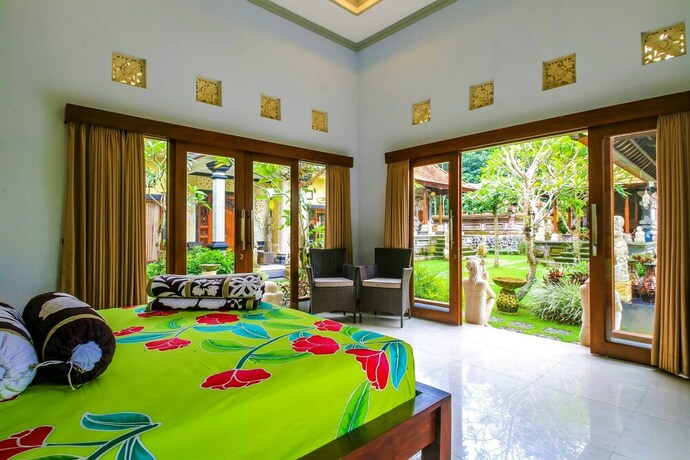 Imagen de la habitación del Hotel Asli Bali Villa. Foto 16