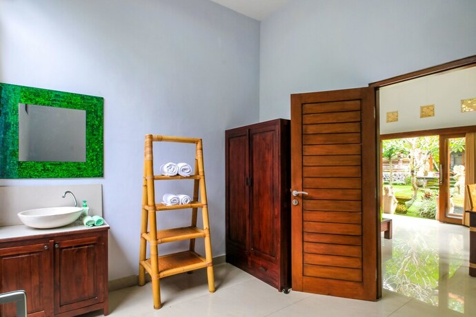 Imagen de la habitación del Hotel Asli Bali Villa. Foto 34