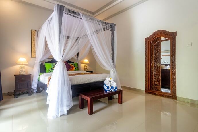 Imagen de la habitación del Hotel Asli Bali Villa. Foto 36