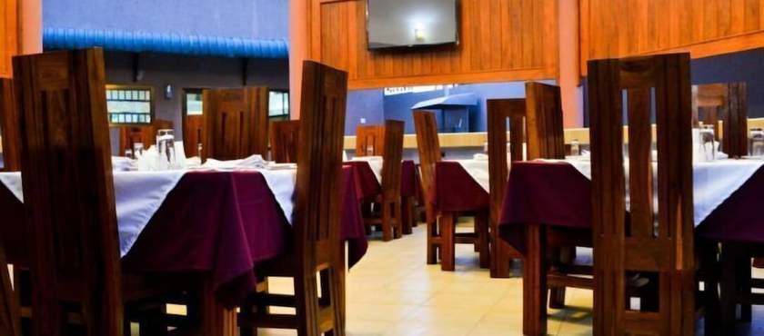 Imagen del bar/restaurante del Hotel Asmasis. Foto 5