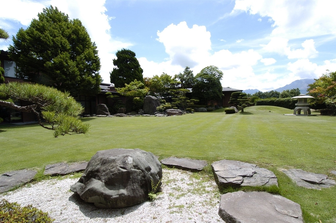 Imagen de los exteriores del Hotel Aso Plaza. Foto 5