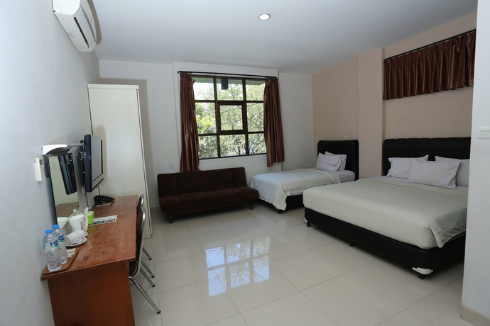 Imagen de la habitación del Hotel Asoka Bandung. Foto 14
