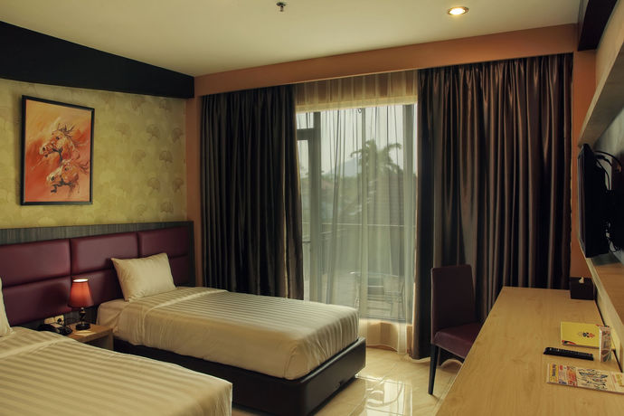 Imagen del bar/restaurante del Hotel Asoka Luxury. Foto 4