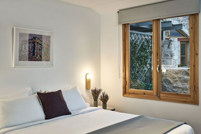 Imagen de la habitación del Hotel Asomaton. Foto 14