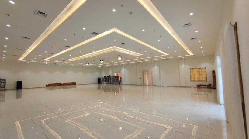 Imagen de los interiores del Hotel Asopalav Lawns. Foto 11