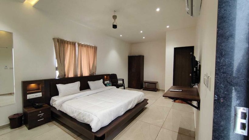 Imagen de la habitación del Hotel Asopalav Lawns. Foto 7