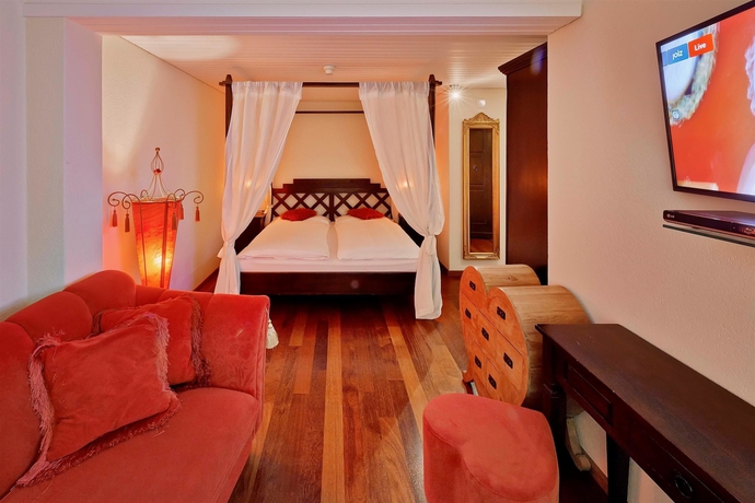 Imagen de la habitación del Hotel Asora. Foto 9