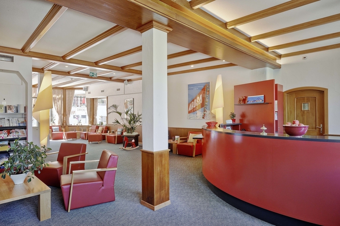 Imagen de los interiores del Hotel Asora. Foto 19