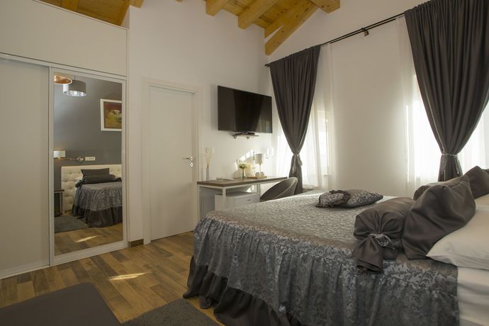 Imagen de la habitación del Hotel Aspalathos Residence. Foto 5