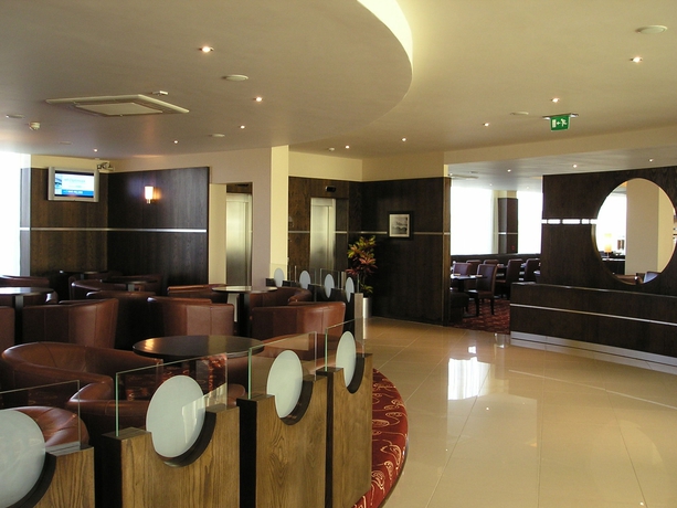 Imagen de los interiores del Hotel Aspect Dublin Park West. Foto 15