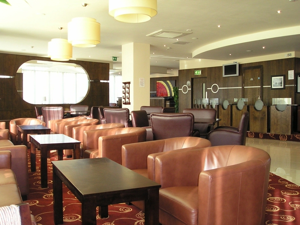 Imagen del bar/restaurante del Hotel Aspect Dublin Park West. Foto 7