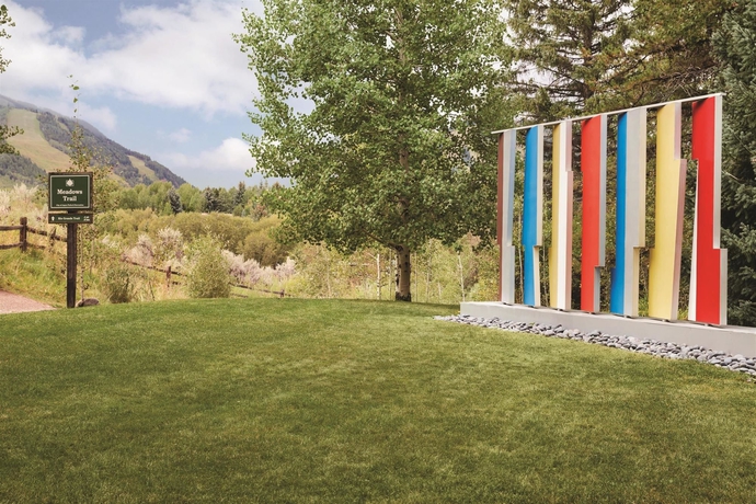 Imagen de los exteriores del Hotel Aspen Meadows Resort. Foto 9