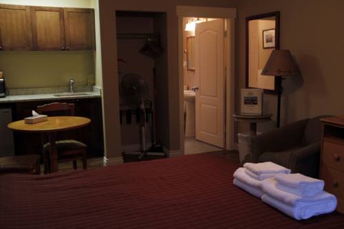 Imagen de la habitación del Hotel Aspen Village Inn. Foto 10